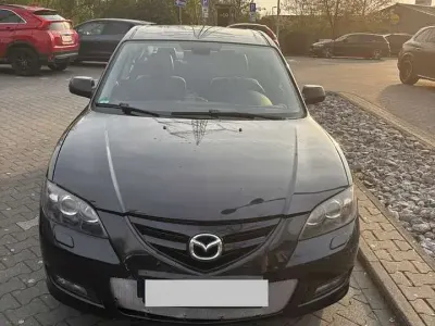 Używany Mazda 3 Comfort 105 KM (77 kW) 2009 Sedan/Limuzyna