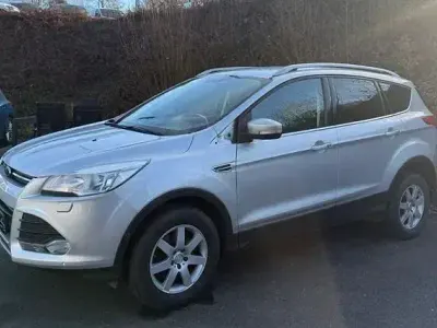 Gebraucht Ford Kuga 150 PS (110 kW) 2014 Polarsilber metallic SUV