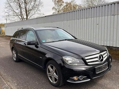 Gebraucht Mercedes C220 170 PS (125 kW) 2011 Schwarz Kombi
