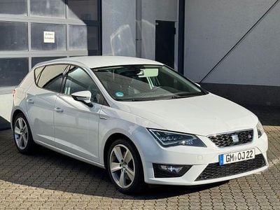 Second-hand Seat Leon FR 179 CP (131 kW) 2015 Alb Berlinǎ