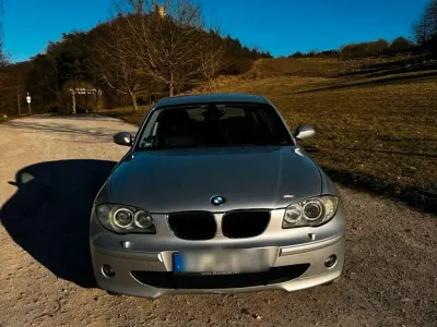 Gebraucht BMW 118 130 PS (95 kW) 2006 Silber Kleinwagen