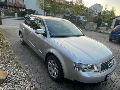 Używany Audi A4 131 KM (96 kW) 2002 Srebrny Sedan/Limuzyna