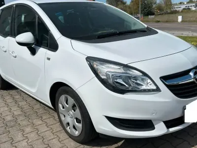 Gebraucht Opel Meriva Edition 110 PS (80 kW) 2016 Weiß Van / Kleinbus