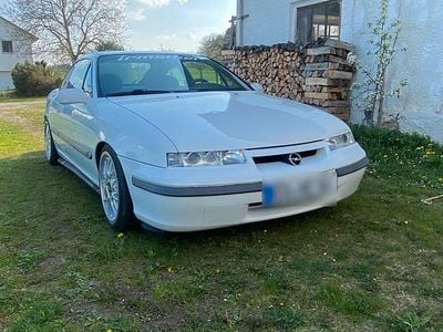 Usado Opel Calibra 150 HP (110 kW) 1994 Branco Coupé