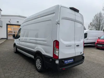 Gebraucht Ford Transit Trend 131 PS (96 kW) 2022 Weiß Pickup
