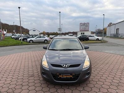 Grau Gebraucht 2012 Hyundai i20 Classic Kleinwagen | 5.990 € (Etwas zu teuer)