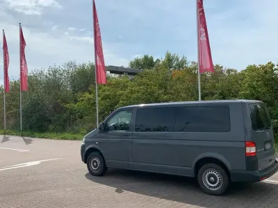 Gebraucht VW Caravelle 140 PS (102 kW) 2015 Grau Van