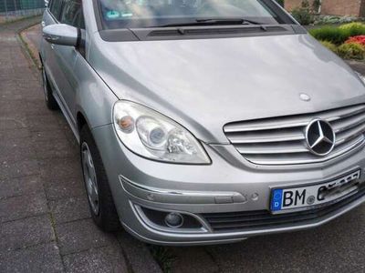Mercedes B150
