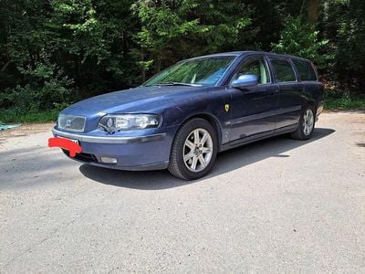 Blau Gebraucht 2002 Volvo V70 Comfort Kombi | 5.399 € (Teuer)