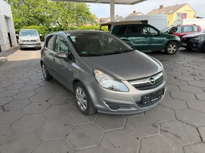 Gebraucht Opel Corsa Edition 69 PS (50 kW) 2010 Kleinwagen