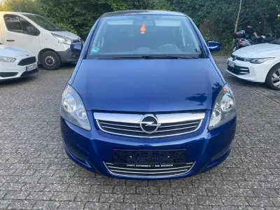 Gebraucht Opel Zafira Edition 150 PS (110 kW) 2010 Blau Van / Kleinbus