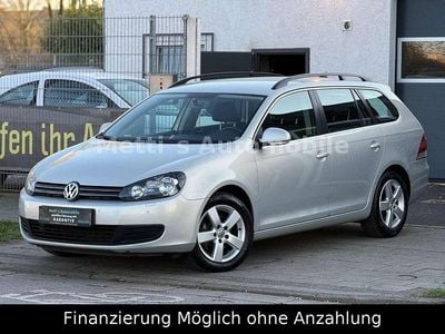 Gebraucht VW Golf VI Comfortline 105 PS (77 kW) 2011 Silver leaf white gold Kleinwagen