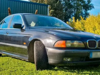 Gebraucht BMW 523 170 PS (125 kW) 1998 Schwarz Limousine