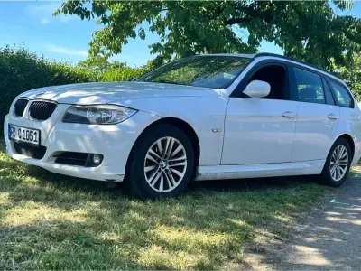 Gebraucht BMW 320 170 PS (125 kW) 2011 Weiß Kombi
