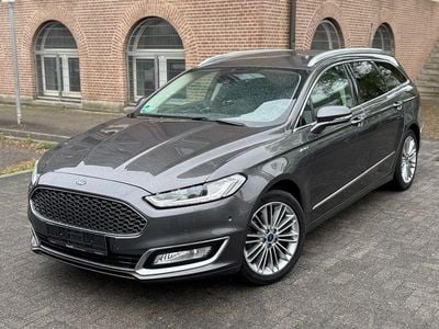 Gebraucht Ford Mondeo Vignale 179 PS (131 kW) 2017 Grau Kombi