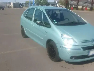 Gebraucht Citroën Xsara Picasso 120 PS (88 kW) 2005 Silber Van / Kleinbus