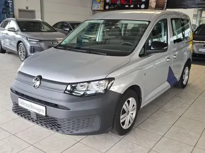Gebraucht VW Caddy Basis 75 PS (55 kW) 2021 Silber Van / Kleinbus