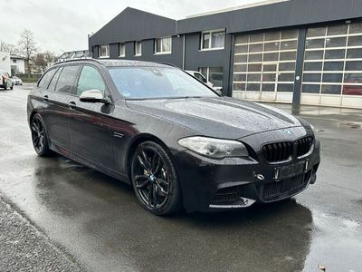 BMW M550