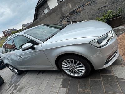 Silber Gebraucht 2013 Audi A3 Kleinwagen | 13.250 € (Etwas zu teuer)