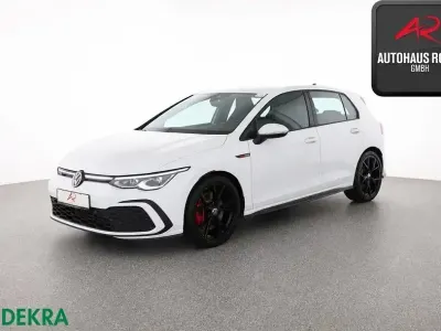 Gebraucht VW Golf VIII GTI 245 PS (180 kW) 2024 Pure white Limousine