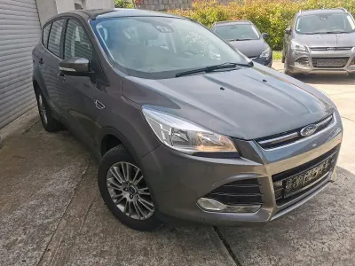 Gebraucht Ford Kuga Titanium 163 PS (119 kW) 2013 Grau SUV
