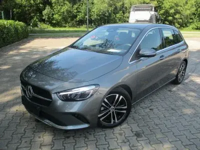 Gebraucht Mercedes B220 190 PS (139 kW) 2025 Grau Kleinwagen
