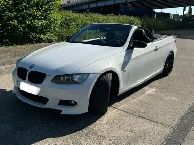 Gebraucht BMW 330 Cabriolet M Sport 272 PS (200 kW) 2007 Weiß Cabrio