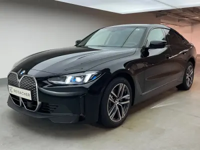 Nowe BMW i4 Comfort Edition 250 kW (340 KM) 2026 Czarny Sedan/Limuzyna