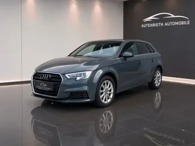 Gebraucht Audi A3 Sport 116 PS (85 kW) 2019 Grau Limousine
