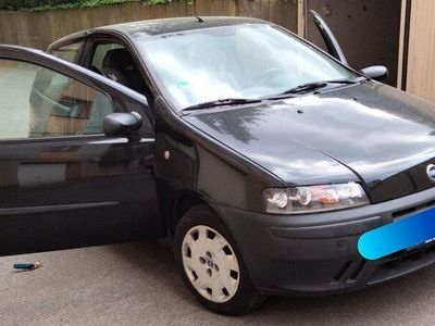 gebraucht Fiat Punto 1.2 8V schwarz 60PS Schiebedach