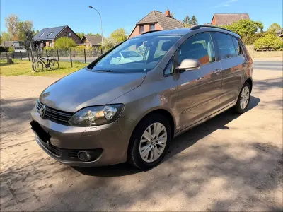 Gebraucht VW Golf Plus Cross 105 PS (77 kW) 2013 Braun Van / Kleinbus