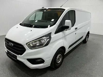 Gebraucht Ford 300 105 PS (77 kW) 2022 Weiß Van