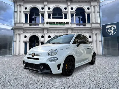 Używany Abarth 695 179 KM (131 kW) 2024 Biały Hatchback