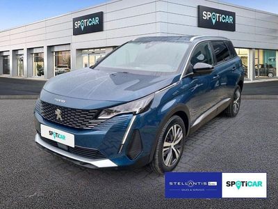 Blau Gebraucht 2023 Peugeot 5008 Allure Van / Kleinbus | 24.790 € (Superpreis)