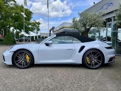 Usata Porsche 992 650 CV (478 kW) 2024 Grigio Cabrio