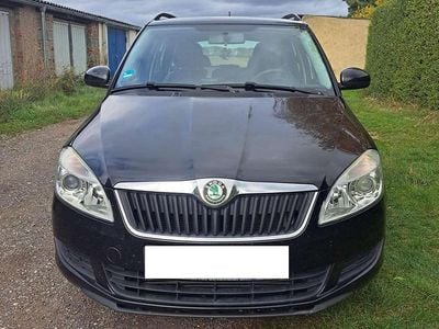 Gebraucht Skoda Fabia Classic 90 PS (66 kW) 2010 Schwarz Kleinwagen