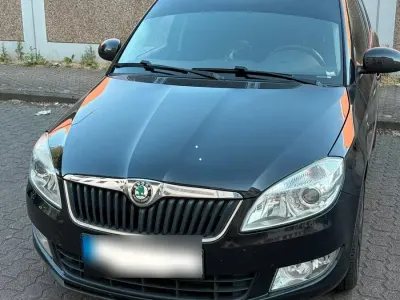 Gebraucht Skoda Fabia Family 105 PS (77 kW) 2011 Schwarz Kleinwagen