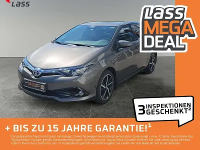 Gebraucht Toyota Auris Hybrid Basis 136 PS (100 kW) 2017 Platinum bronze metallic Limousine
