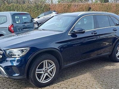 Gebraucht Mercedes GLC300 306 PS (225 kW) 2021 Cavansitblau metallic SUV