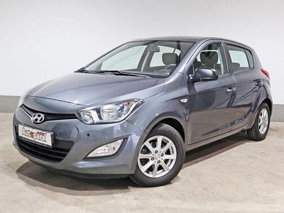 Gebraucht Hyundai i20 Classic 86 PS (63 kW) 2014 Grau Kleinwagen