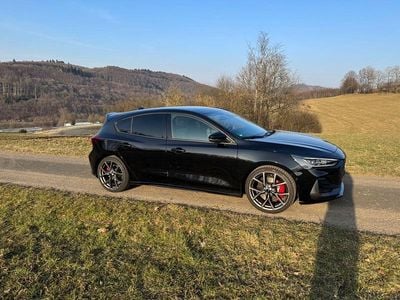 Gebraucht Ford Focus ST 280 PS (205 kW) 2024 Schwarz Limousine
