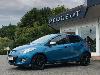 Gebraucht Mazda 2 Sendo 84 PS (61 kW) 2014 Faroblau metallic Limousine