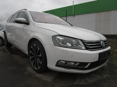 Używany VW Passat Comfortline 140 KM (102 kW) 2012 Biały Kombi