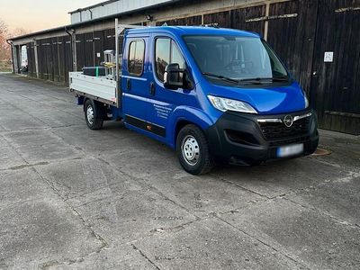Gebraucht Opel Movano 140 PS (102 kW) 2022 Blau Van
