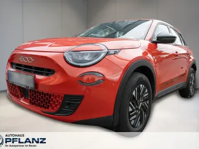 Gebraucht Fiat 600 101 PS (74 kW) 2025 Orange SUV