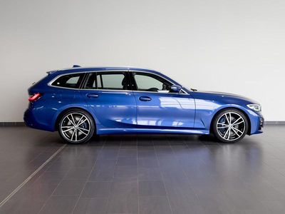 Gebraucht BMW 320 M Sport 190 PS (139 kW) 2022 Blau Kombi