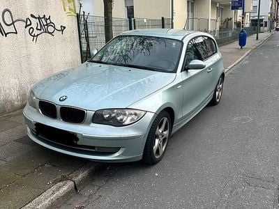 Gebraucht BMW 118 143 PS (105 kW) 2007 Silber Kleinwagen