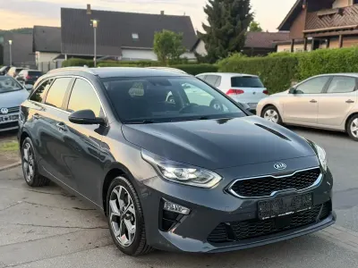 Gebraucht Kia Ceed GT 140 PS (102 kW) 2020 Grau Kombi