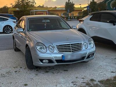 Gebraucht Mercedes E320 224 PS (164 kW) 2008 Grau Limousine