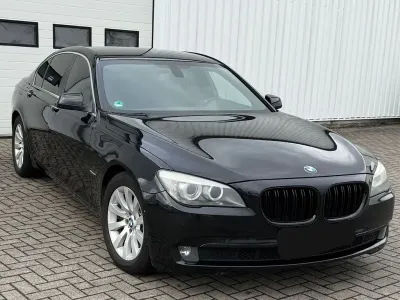 Gebraucht BMW 730L 245 PS (180 kW) 2009 Schwarz Limousine